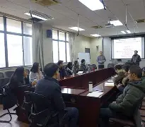 马振中路飞奔，助卢卡滕端倪领先